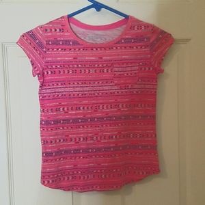 Arizona Jeans co. Pink with white, pink, blue, brown pattern t-shirt